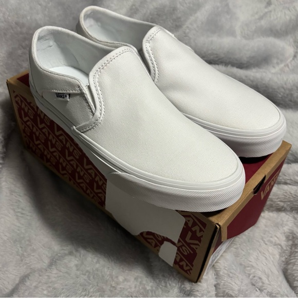Vans Shoes - Vans Women's Classic White Slip-On Asher Canvas Sneakers